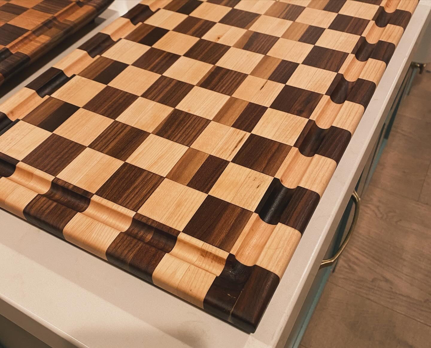 Custom Hardwood Cutting Boards