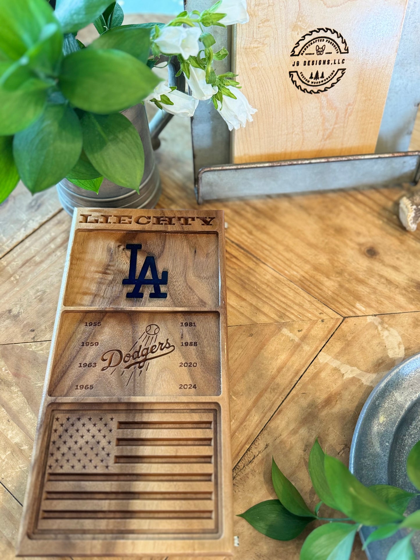 Personalized Hardwood Pocket Trash Valet/Tray