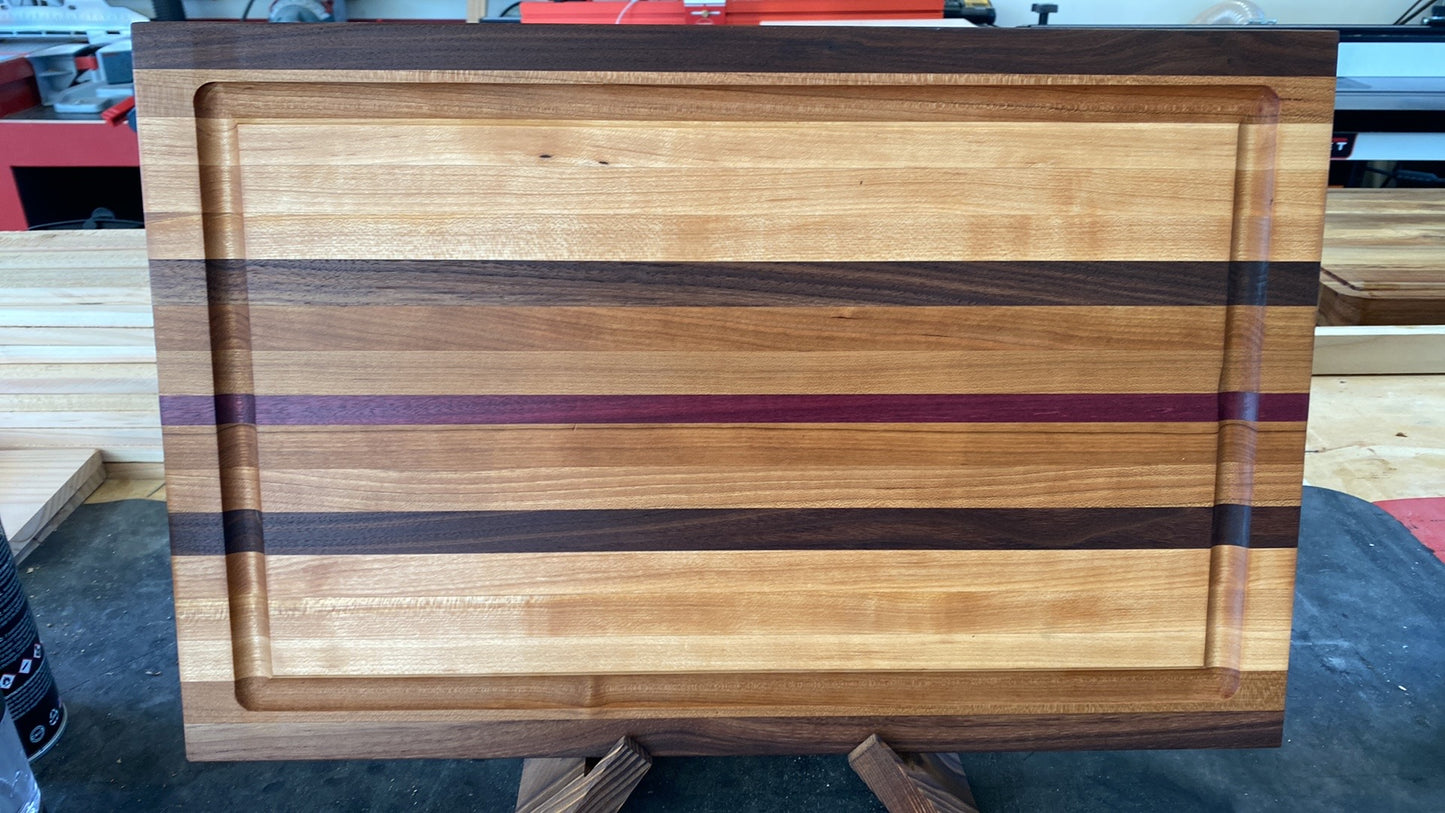 Custom Hardwood Cutting Boards